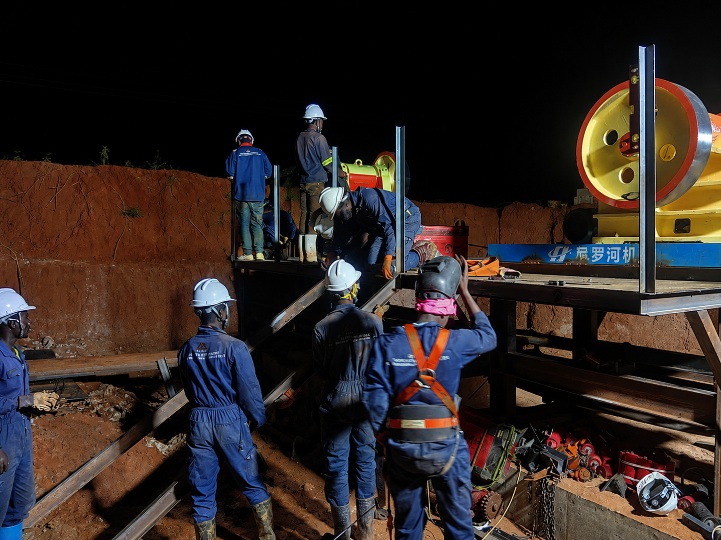 Installation and Commissioning of a 196 tpd Carbon-In-Pulp (CIP) Gold Processing Plant